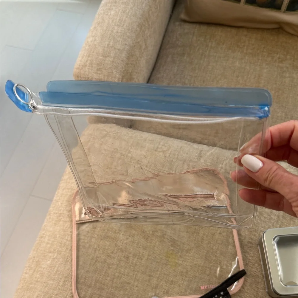 Assorted Clear Organizer Pouches